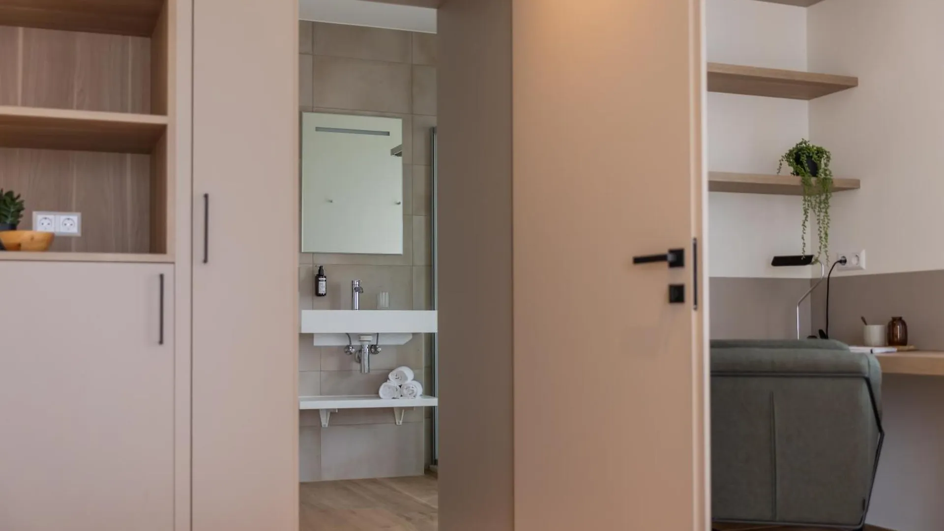 Cessange House By Rentaroo Hotel Luxembourg Guest house